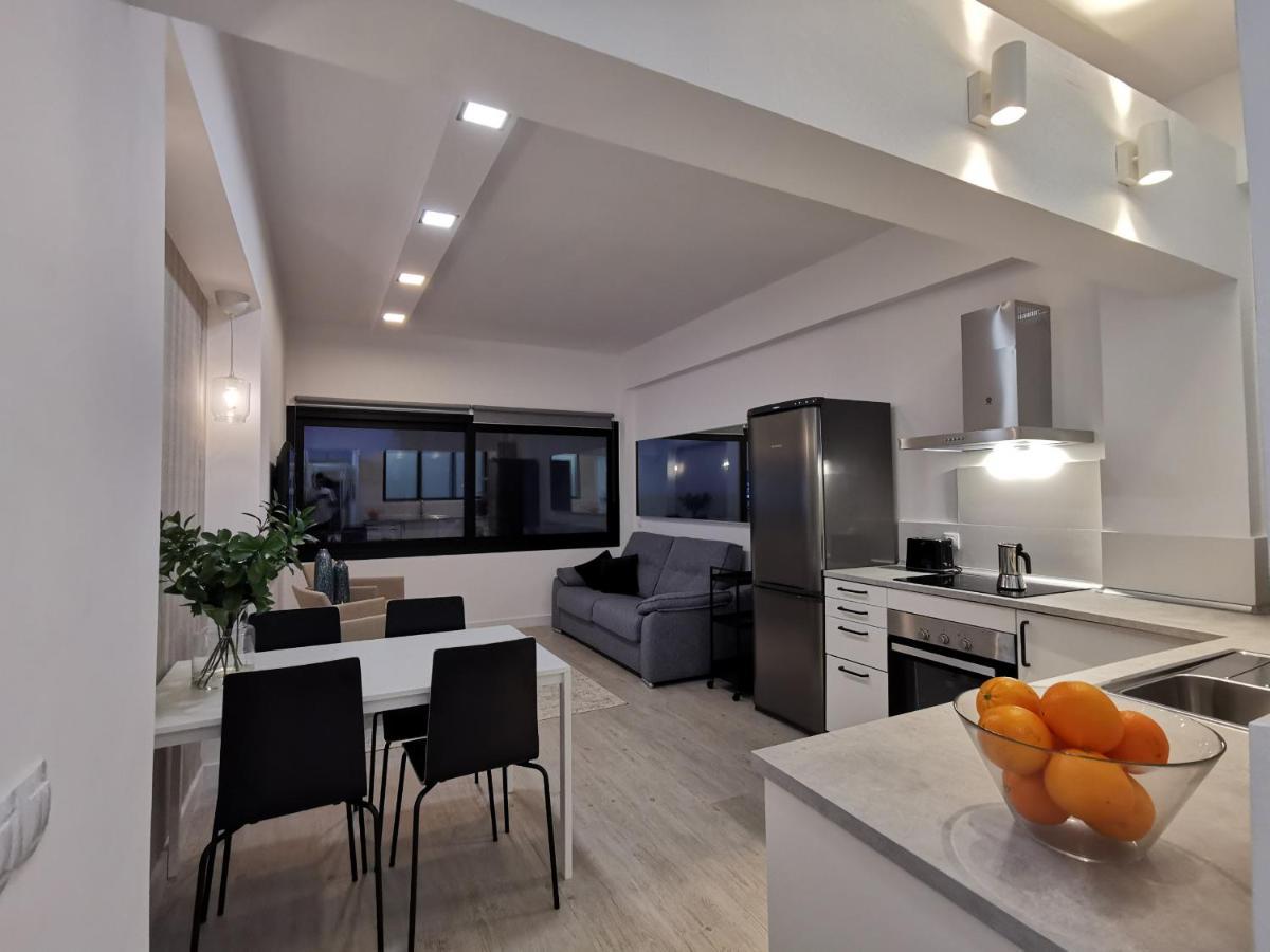 Homeforguest Apartamento Con Vistas A Las Canteras Las Palmas de Gran Canaria Exterior photo